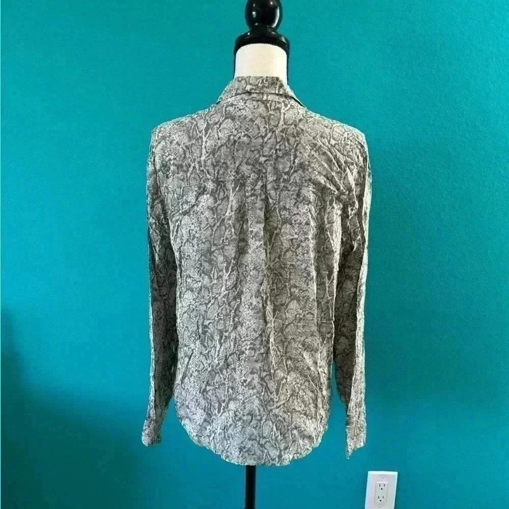 Rails Grey Snakeskin Button Up Long Sleeve Flowy … - image 2